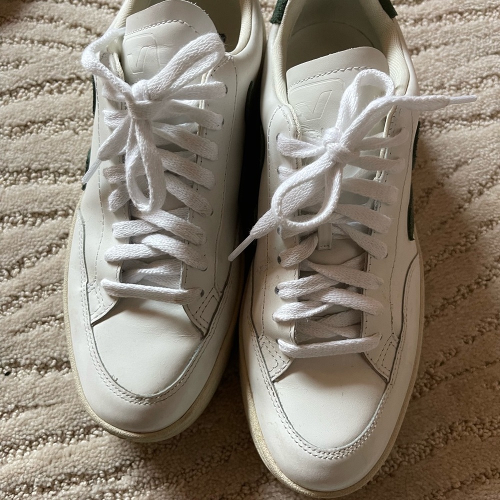 Extra White Cyprus Y-12 Sneakers
